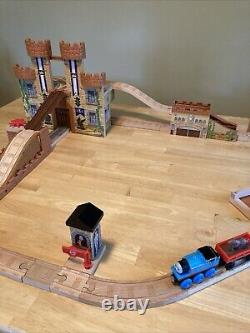 Thomas & Friends Wooden Railway Train DELUXE KING OF THE RAILROAD SET