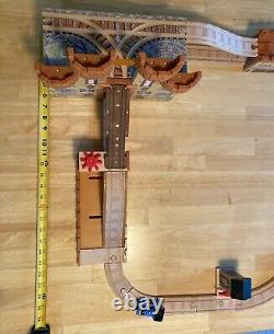 Thomas & Friends Wooden Railway Train DELUXE KING OF THE RAILROAD SET