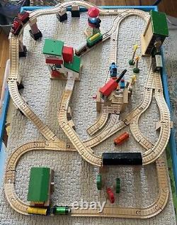 Thomas & Friends Wooden Railway Train LIFT & LOAD SET 2001 CLICKETY CLACK / Read