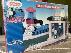 Thomas & Friends Wooden Railway Train SODOR ENGINE WASH SET 2003 NEW IN BOX RARE