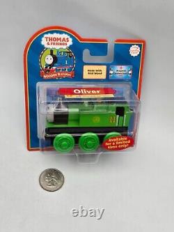 Thomas & Friends Wooden Railway Train Tank Engine Oliver NEW 2006 LC99028