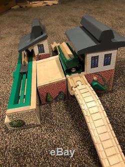 Thomas The Tank Engine And Friends Sawmill With Dumping Depot
