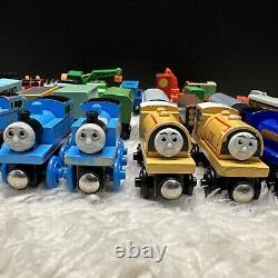 Thomas The Tank Engine Train & Friends Wooden Magnetic 13 Engines Cars