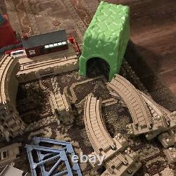 Thomas The Train Set Plastic 135pc Tracks Curves Cars Tunnel Water Tank Depot