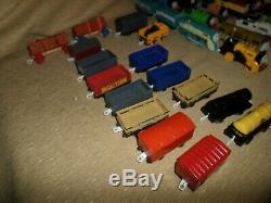 Thomas The Train Trackmaster Motorized lot includes 15+ Engines & many cars