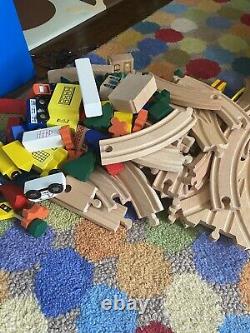 Thomas The Train Wooden Railway Play Table with Trains & Accessories