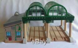 Thomas Train Wooden Railway DELUXE KNAPFORD STATION with Microphone 2007 Works