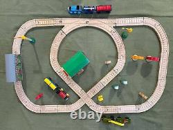 Thomas Wooden Railway AROUND THE BARREL LOADER SET + EXTRAS Clickity Clack Track