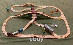 Thomas Wooden Railway Mountain Tunnel Set Clickity Clack RARE 100% Complete