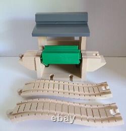 Thomas Wooden Railway Sodor Sawmill with Dumping Depot Clickity-Clack VGUC
