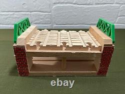 Thomas Wooden Railway Train Come Out Henry's Tunnel w Wall 3-Way Parallel Tracks