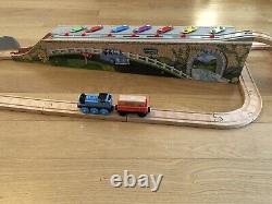 Thomas Wooden Railway Train Musical Melody Track Set Complete
