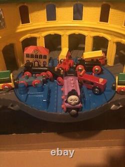 Thomas and Friends SUPER STATION with Trains And Buildings + More