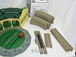 Thomas and Friends Track Master Tidmouth Sheds with tunnel & track vgc P1