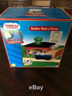 Thomas and friends Rare 2001 SODOR DAIRY FARM New In Box Thomas Wooden Railway