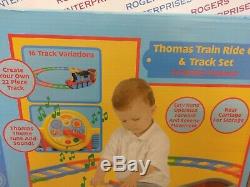 Thomas the Tank Engine & Friends Ride on Train & Track set rechargeable 6V 1-3Yr