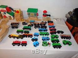 Thomas the Tank Engine Lift and Load Deluxe Set with Toy Box all retired Pieces