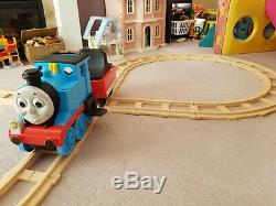 Thomas the Tank Engine Ride On Train Peg Perego + New Battery Super Rare Toy
