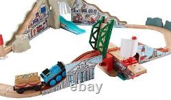 Thomas the Tank Engine Wooden Rail Series Find! Mysterious Pirate Ship and Lost