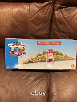 Thomas the Tank Engine and Friends Mountain Tunnel clickety clack