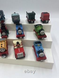 Thomas the Train & Friends Magnet Lot Die Cast 16 Pieces