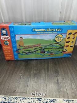 Thomas the Train Giant Set Motorized Road & Rail System Tomy Original Box