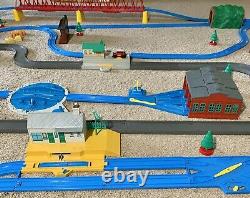 Thomas the Train Ultimate Set Motorized Road & Rail System Huge Lot 232 Pieces