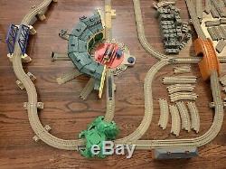 Tidmouth Sheds Ultimate Track Pack TrackMaster Thomas Train Salty Lot Switch