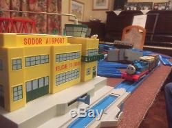 Tomy Thomas & Friends 60th Anniversary Calling All Engines Airport set + Extras