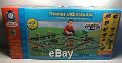 Tomy Thomas ULTIMATE SET Motorized Road & Rail system 161 Pieces Toys R US EUC