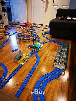 Tomy Trackmaster Thomas The Tank Engine Blue Track, 250+ Pieces